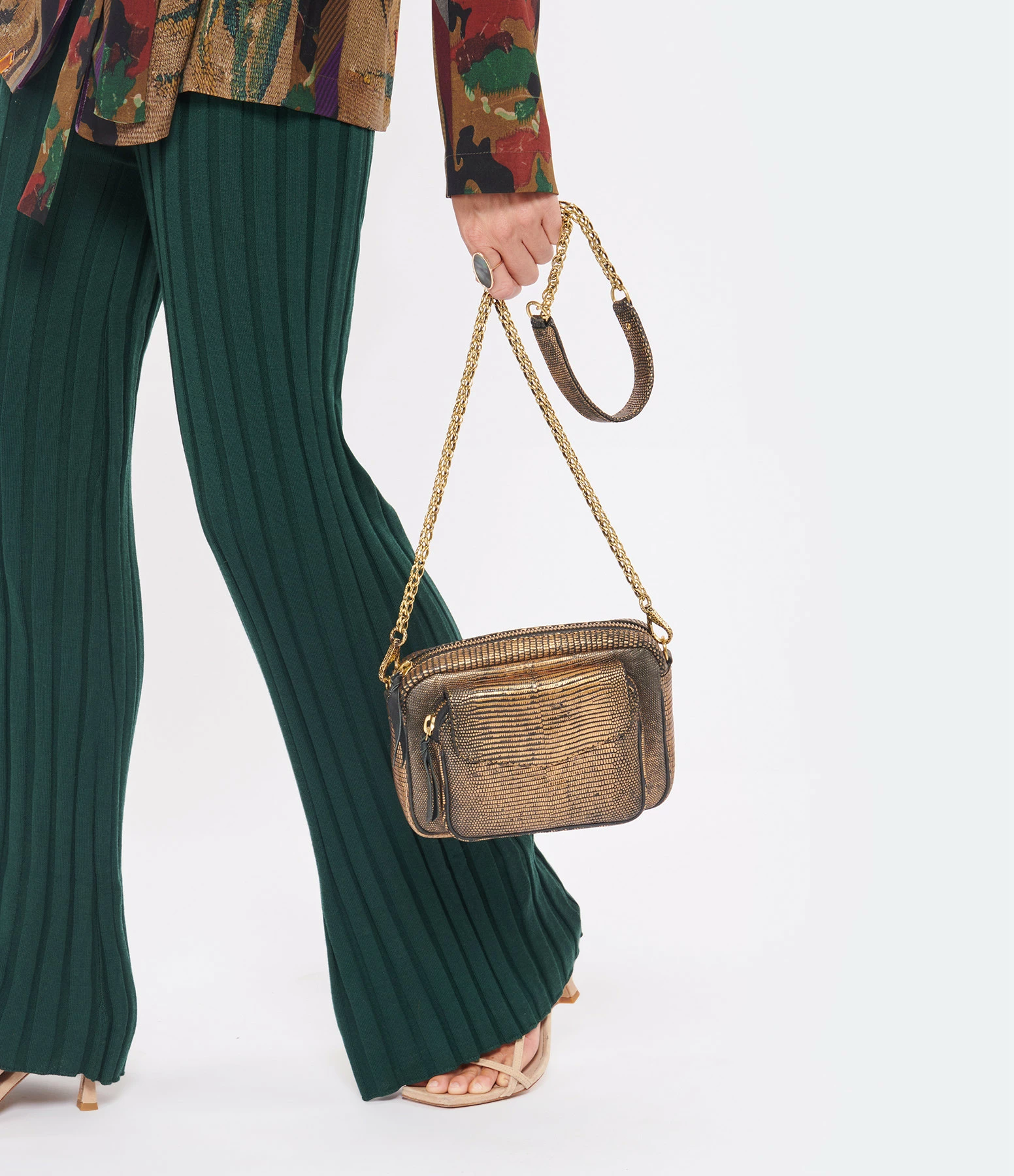 CLARIS VIROT Sac Charly Lézard Doré Vieilli 6 CLARIS VIROT Sac Charly Lézard Doré Vieilli – Image 4