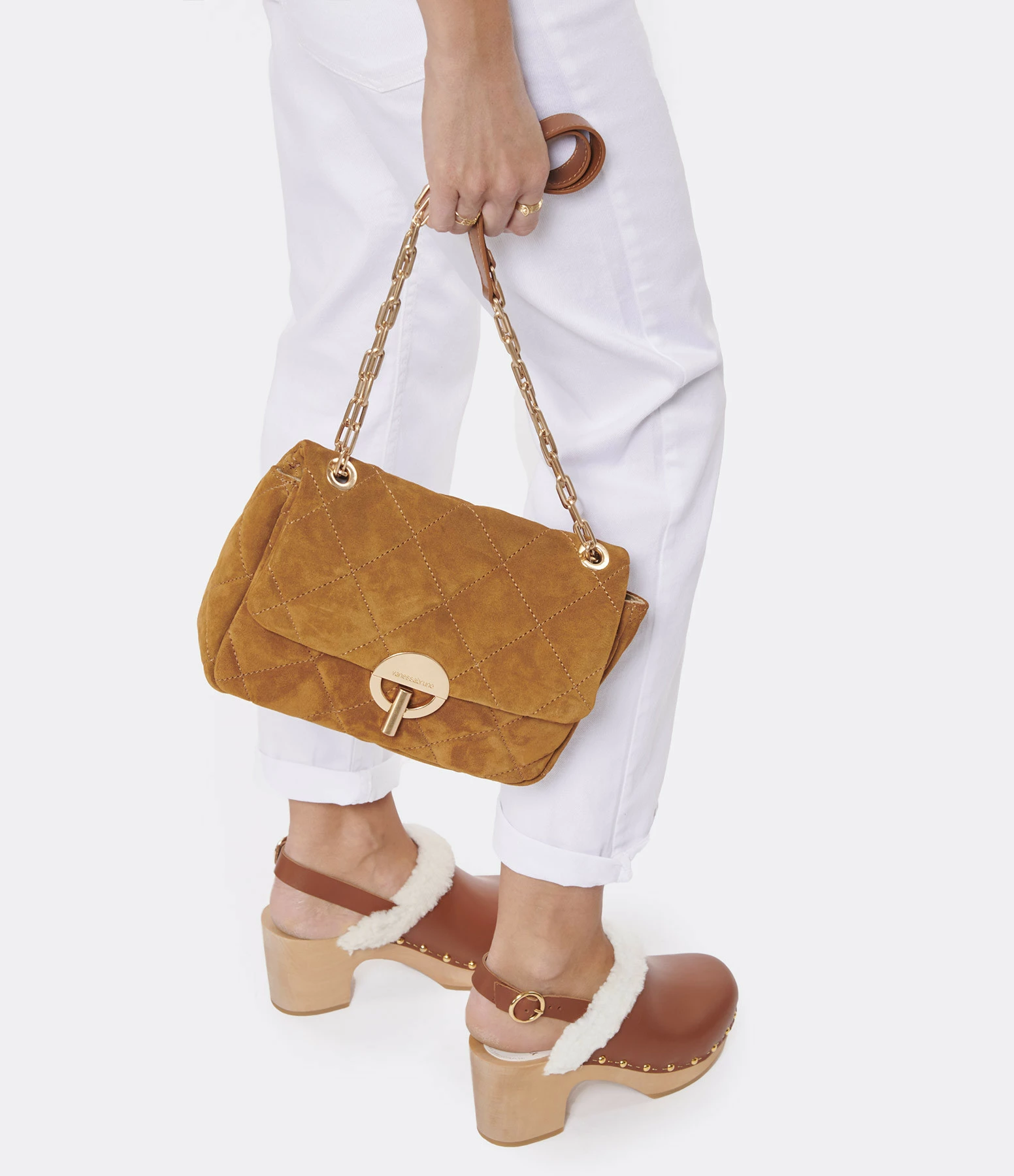 VANESSA BRUNO Sac Moon MM Cuir Suédé Noisette 7 VANESSA BRUNO Sac Moon MM Cuir Suédé Noisette – Image 5