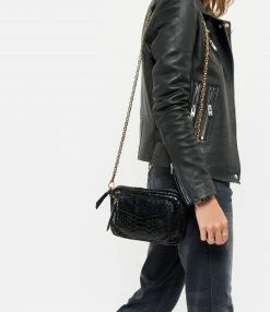 CLARIS VIROT Sac Charly Python Noir Chaîne Or 12 CLARIS VIROT Sac Charly Python Noir Chaîne Or -jerome dreyfuss shop unnamed file 1399