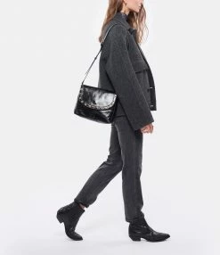 VANESSA BRUNO Sac Crossbody Cuir Craquelé Noir 13 VANESSA BRUNO Sac Crossbody Cuir Craquelé Noir -jerome dreyfuss shop unnamed file 2071