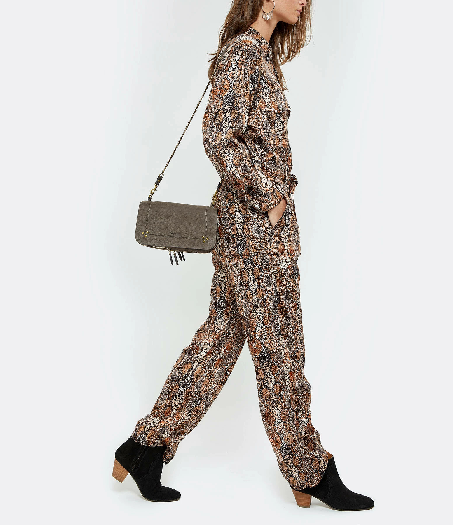 JEROME DREYFUSS Sac Bobi Cuir Suédé Croco Éléphant 8 JEROME DREYFUSS Sac Bobi Cuir Suédé Croco Éléphant – Image 6