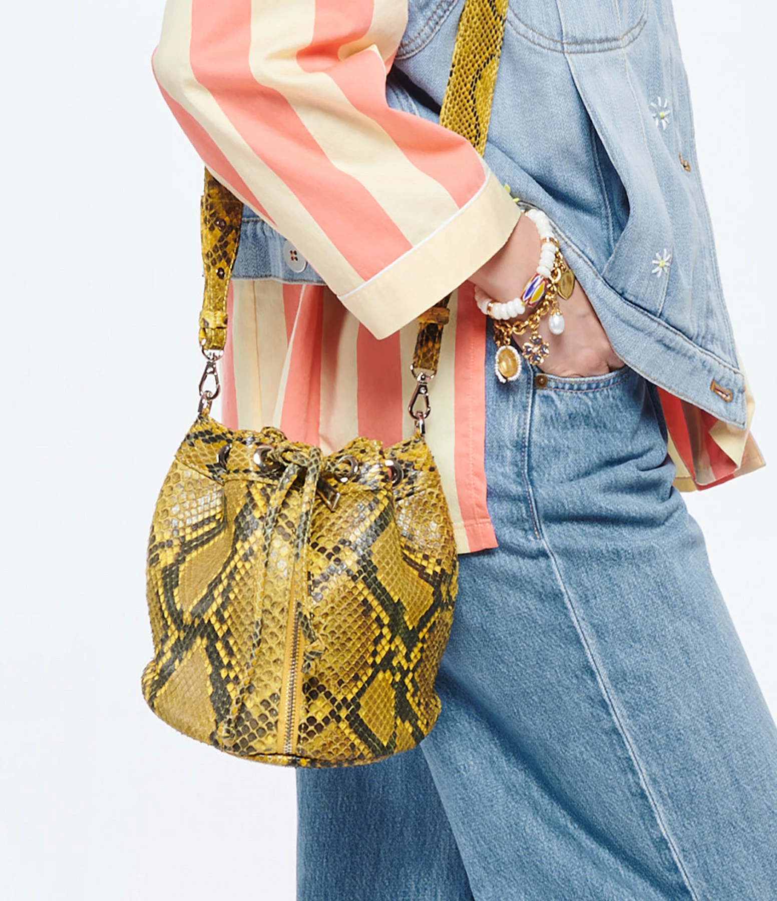 SISTA PARIS Sac Amber Python Jaune Phoenix Noir 7 SISTA PARIS Sac Amber Python Jaune Phoenix Noir – Image 5