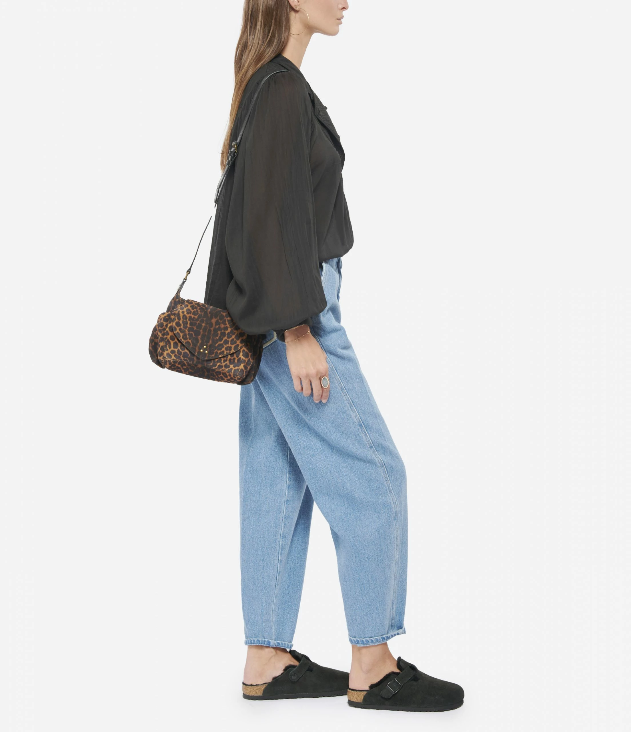 JEROME DREYFUSS Sac Helmut S Cuir Suédé Léopard 8 JEROME DREYFUSS Sac Helmut S Cuir Suédé Léopard – Image 6