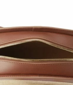 A.P.C. Sac Demi-Lune Cuir Noisette Beige 10 A.P.C. Sac Demi-Lune Cuir Noisette Beige -jerome dreyfuss shop unnamed file 2515