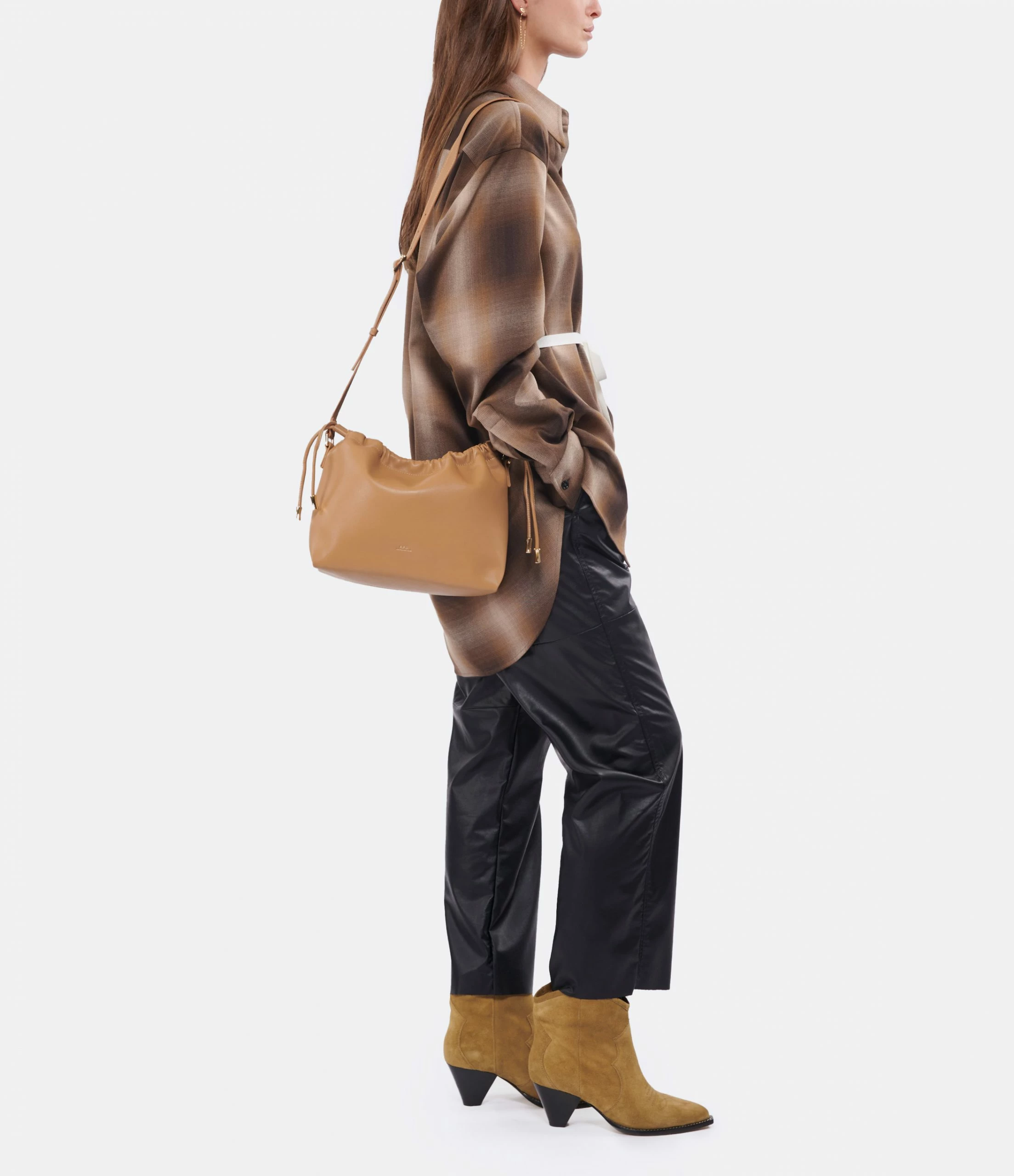 A.P.C. Sac Ninon Caramel 8 A.P.C. Sac Ninon Caramel – Image 6
