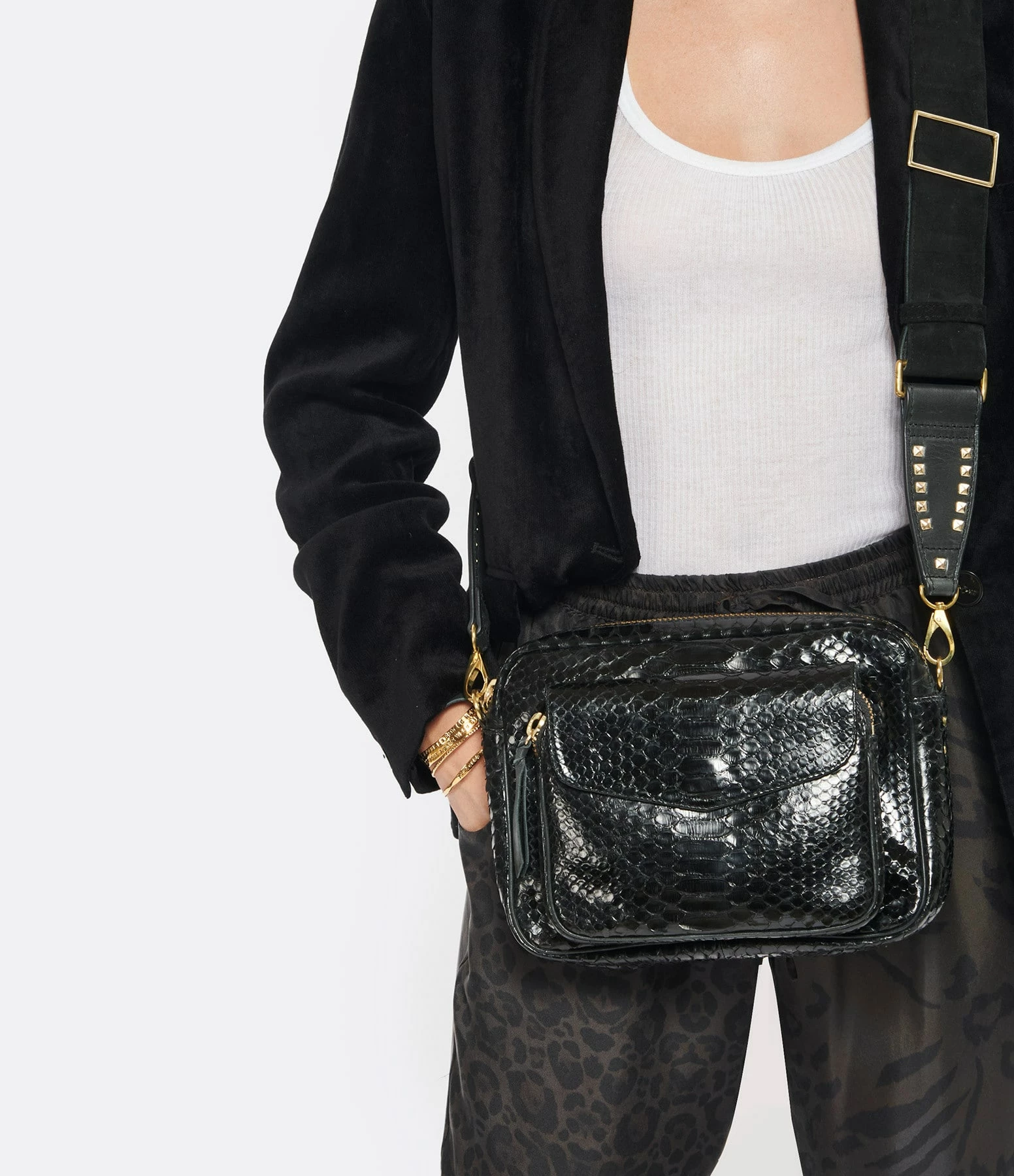 CLARIS VIROT Sac Big Charly Python Chaîne Dorée Noir 8 CLARIS VIROT Sac Big Charly Python Chaîne Dorée Noir – Image 6