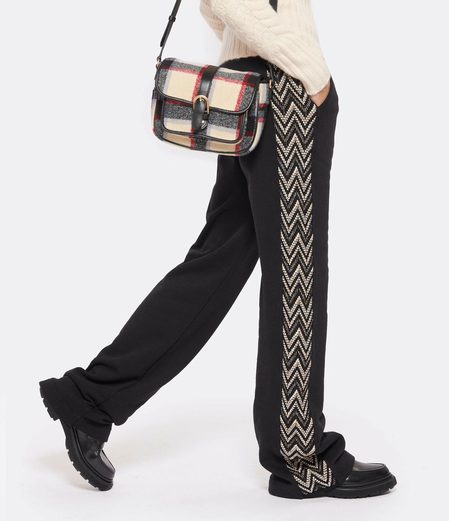 VANESSA BRUNO Sac Besace PM Carreaux Écru Noir 7 VANESSA BRUNO Sac Besace PM Carreaux Écru Noir – Image 5